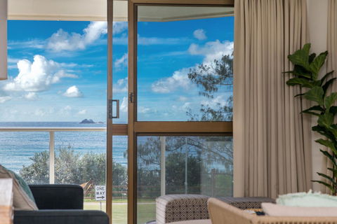 Bayview Beachfront Apartments, In Town Right On The Beach - Grafton Accommodation 29