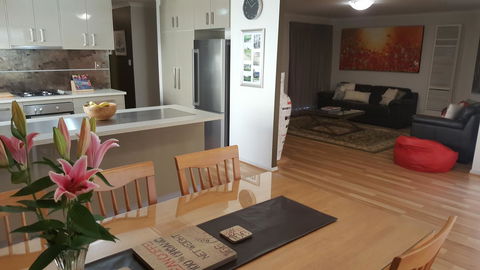Jacaranda Homestay - Grafton Accommodation 3