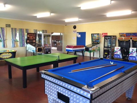 Beachside Holiday Park - Grafton Accommodation 24