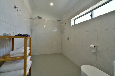 Great Northern Lodge - Grafton Accommodation 2
