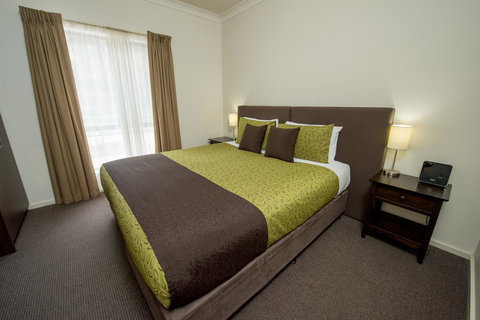 Clare Country Club - Grafton Accommodation 15