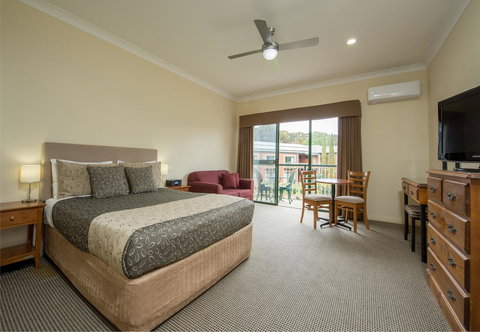 Clare Country Club - Grafton Accommodation 21