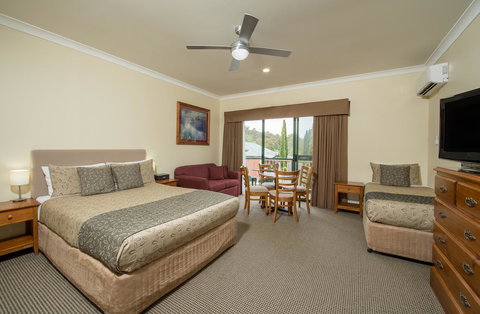 Clare Country Club - Grafton Accommodation 18