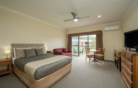 Clare Country Club - Grafton Accommodation 22