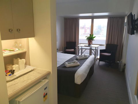 Nightcap At Hotel Victor - Grafton Accommodation 6