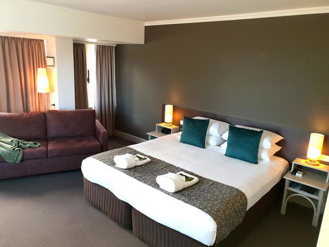 Nightcap At Hotel Victor - Grafton Accommodation 11