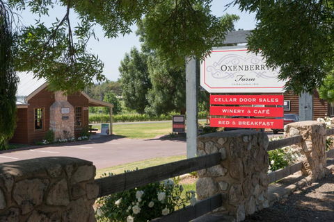 OXENBERRY FARM - Grafton Accommodation 0