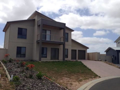 Relax On Par - Grafton Accommodation 0