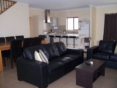 Relax On Par - Grafton Accommodation 8
