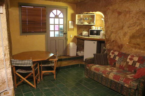 The Underground Motel - Grafton Accommodation 1