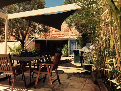The Lookout Cave Underground Motel - Grafton Accommodation 16