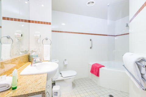 Ramada Resort By Wyndham Shoal Bay - Grafton Accommodation 21