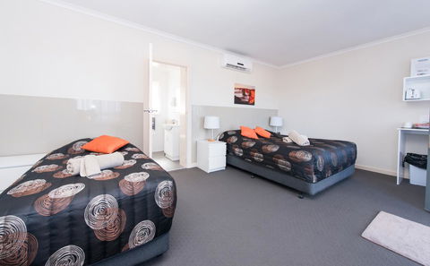 Blue Lake Motel - Grafton Accommodation 1