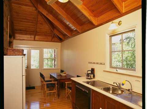 Clare Valley Heritage Retreat - Grafton Accommodation 13