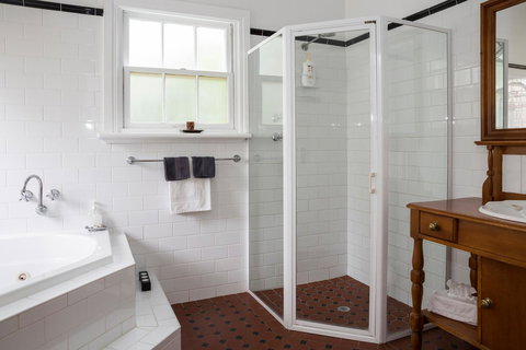 Clare Valley Heritage Retreat - Grafton Accommodation 0