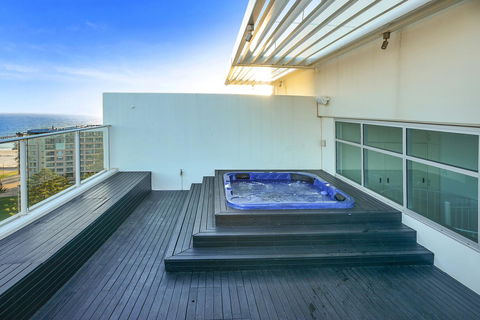 Glenelg Skyline Penthouse - Grafton Accommodation 15