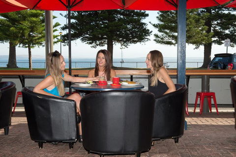Grand Tasman Hotel - Grafton Accommodation 14