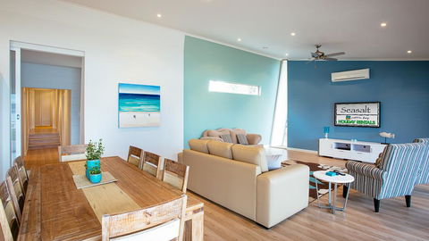 Seasalt - Grafton Accommodation 3