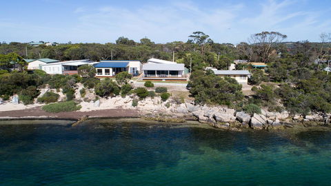 Seasalt - Grafton Accommodation 11