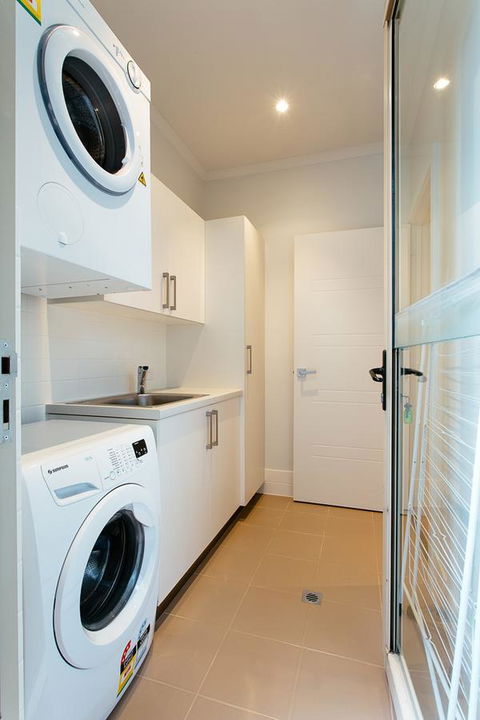 Seasalt - Grafton Accommodation 7