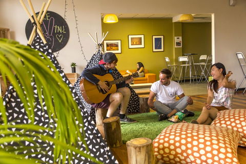 YHA Adelaide Central - Grafton Accommodation 26