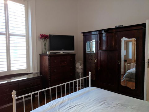 Glenelg 3 Bedroom Apartment - Grafton Accommodation 18