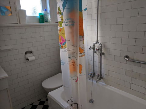 Glenelg 3 Bedroom Apartment - Grafton Accommodation 24