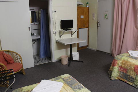 Island Motel Kingscote - Grafton Accommodation 21