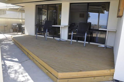 The Club House - Grafton Accommodation 0
