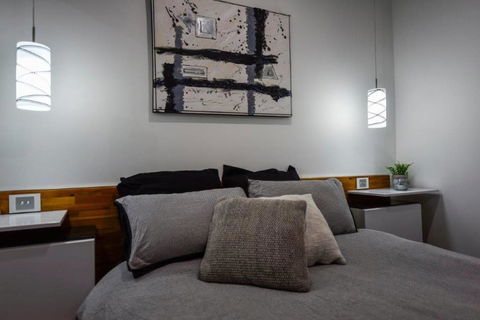 BENGALEE EXECUTIVE TOWNHOUSE- MODERN & STYLISH - Grafton Accommodation 2