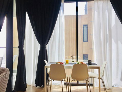 ONE Adelaide CBD - Grafton Accommodation 9