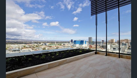 ONE Adelaide CBD - Grafton Accommodation 32