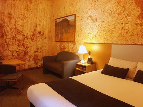 Desert Cave Hotel - Grafton Accommodation 41