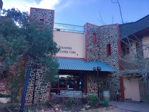 Desert Cave Hotel - Grafton Accommodation 34