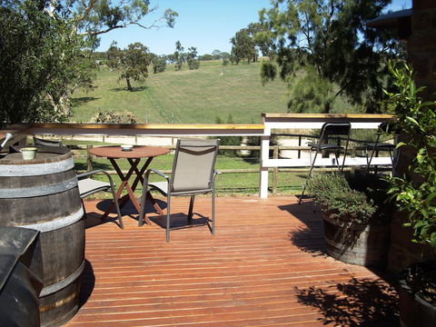 1860 Wine Country Cottages - Grafton Accommodation 3