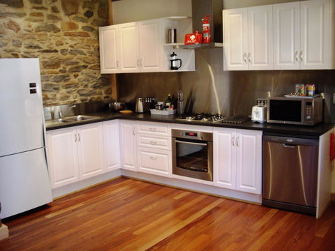1860 Wine Country Cottages - Grafton Accommodation 17