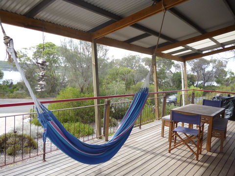 SeaLaVie - Grafton Accommodation 1