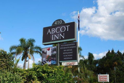 Abcot Inn - Grafton Accommodation 0