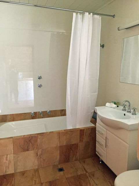 Coonawarra Place Motor Inn - Grafton Accommodation 7