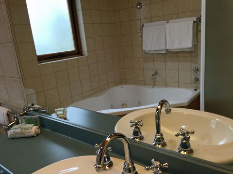 Coonawarra Place Motor Inn - Grafton Accommodation 40