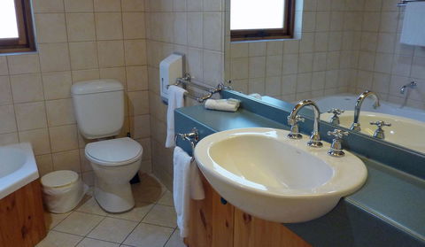 Coonawarra Place Motor Inn - Grafton Accommodation 18