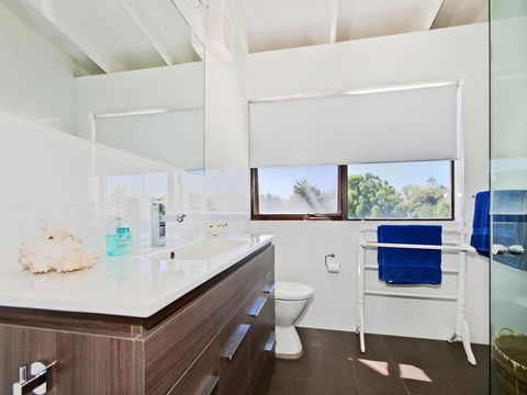 Pearl By The Sea - Grafton Accommodation 10