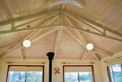 Annie\'s Balquhidder Cottage - Grafton Accommodation 2