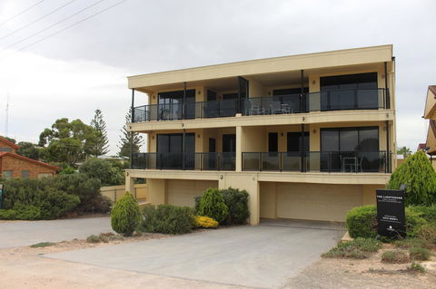 The Lighthouse - Beachfront Accommodation - Grafton Accommodation 0