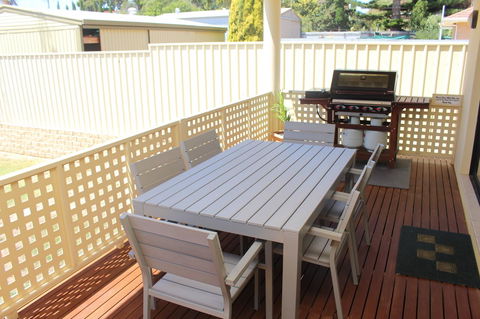 The Lighthouse - Beachfront Accommodation - Grafton Accommodation 3