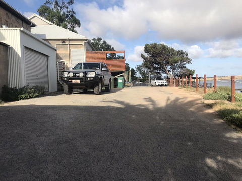 Beachside & Jetty View Apartment 6 - Captain\'s Apt - Grafton Accommodation 8