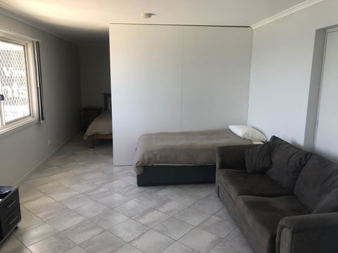Beachside & Jetty View Apartment 6 - Captain\'s Apt - Grafton Accommodation 1