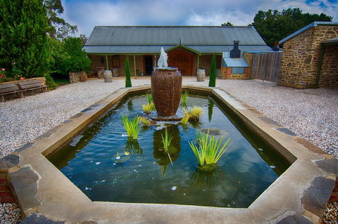 Grand Cru Estate Homestead - Grafton Accommodation 13