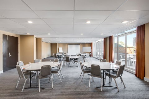 Adina Apartment Hotel Wollongong - Grafton Accommodation 29