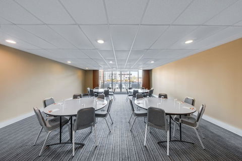 Adina Apartment Hotel Wollongong - Grafton Accommodation 37